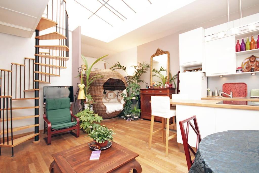 Appartamento Exotic Loft In Montmartre + Terrace ! *